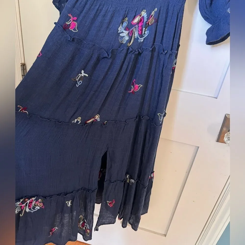 Fig and Flower Blue Embroidered Floral Tiered Modern Boho Maxi Peasant Dress L